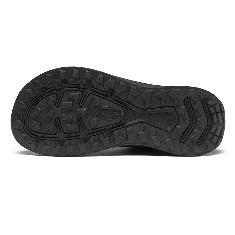أحذية رجالية شتوية بتصميم واسع - مراجعة Sneaker Box وسعره