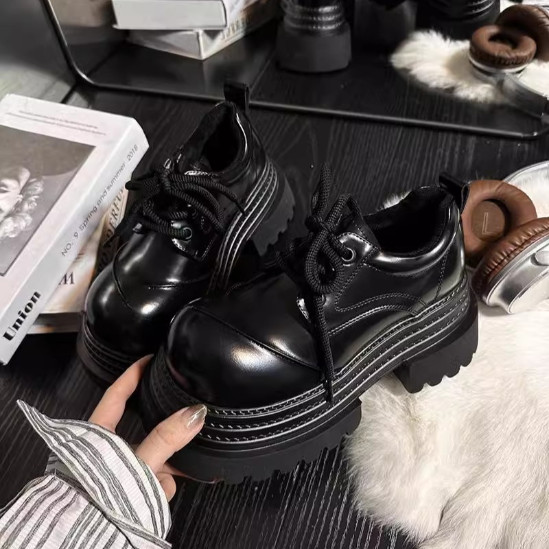 حذاء بدون كعب على الطراز البري - مراجعة Leather Shoe Polish وسعره